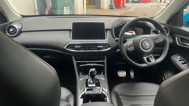 MG HS 1.5 T-GDI PHEV Trophy 5dr Auto Hatchback